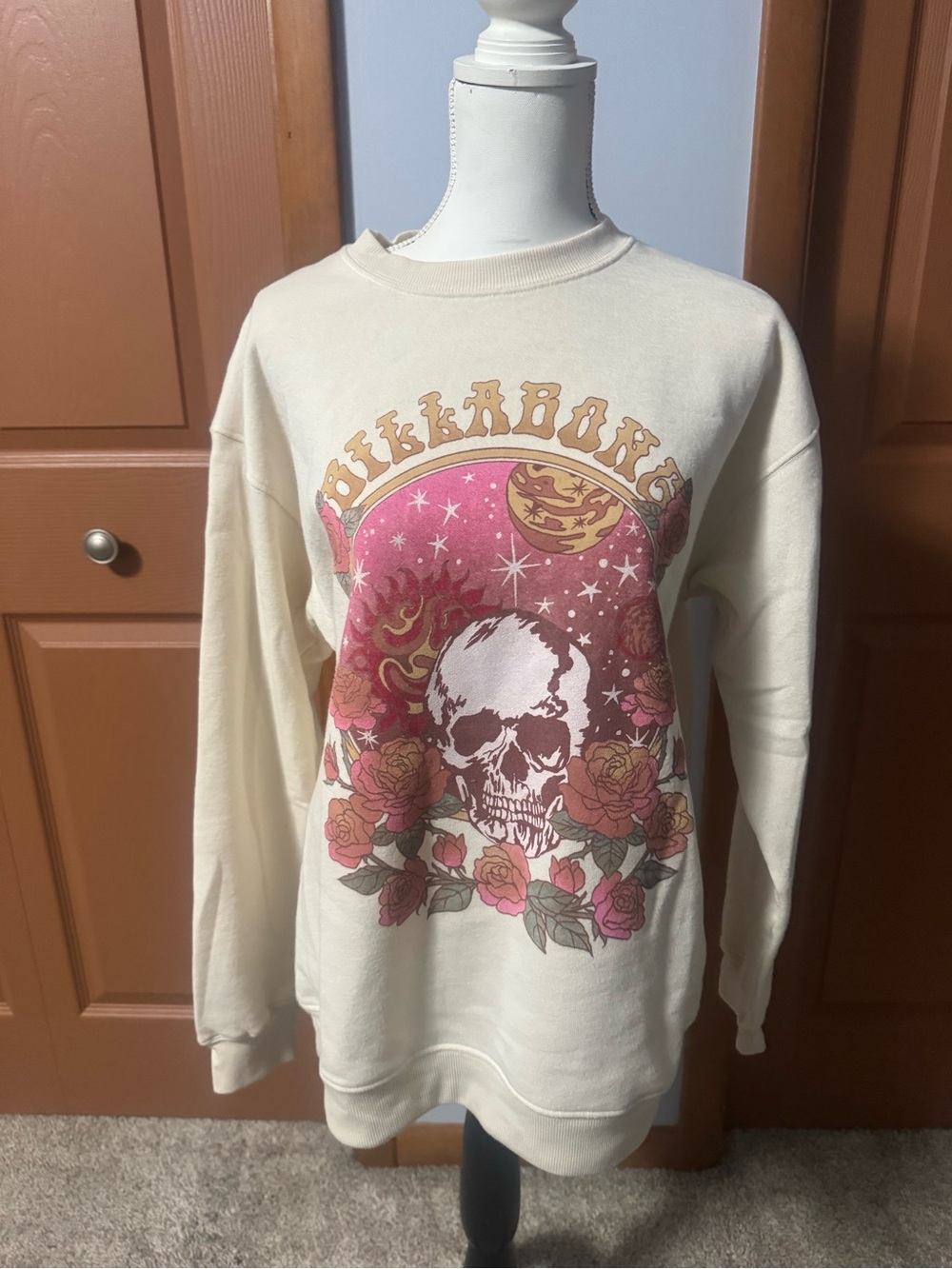 Billabong Cream Skull & Rose Graphic Sweatshirt